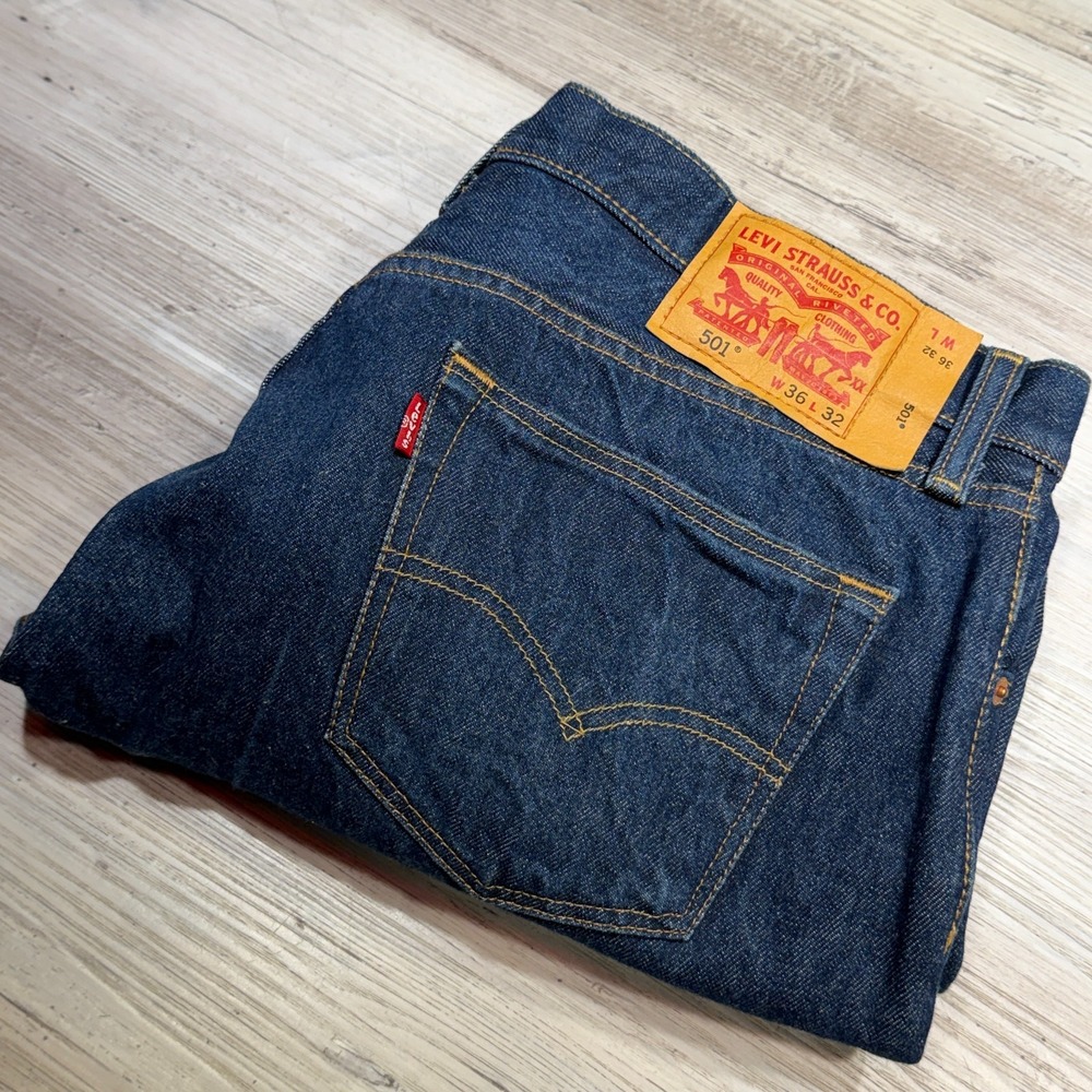 Levis 501 Mens Jeans 36x32 (fits 34x29.5) Straight Leg Dark Blue